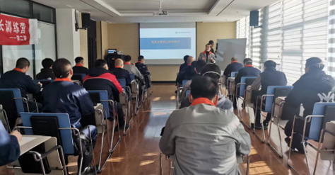 增強(qiáng)知識儲備，解決管理難題